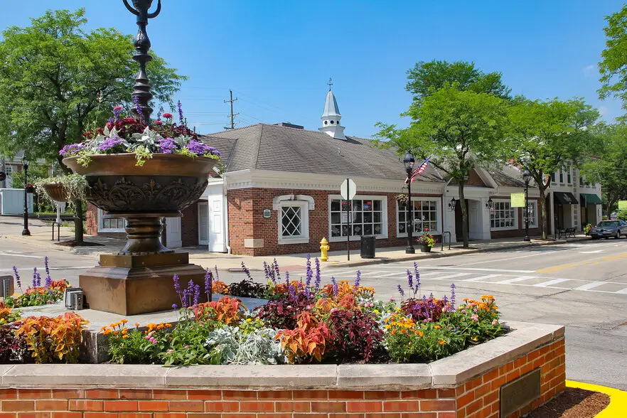 Gutter Cleaning | Gutter Repair and Gutter Installation Glen Ellyn, IL