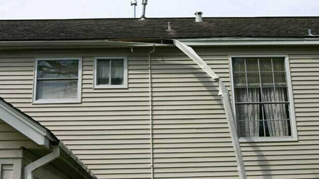 Signs That Your Gutters Are Failing