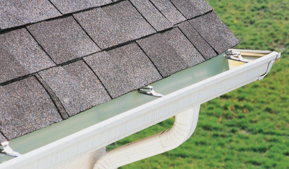 Improve The Drainage Of Your Home Gutters