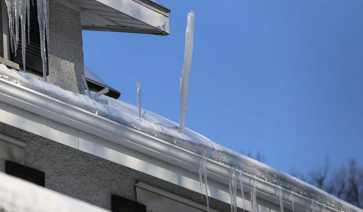 Roof Leaks And Ice Damming
