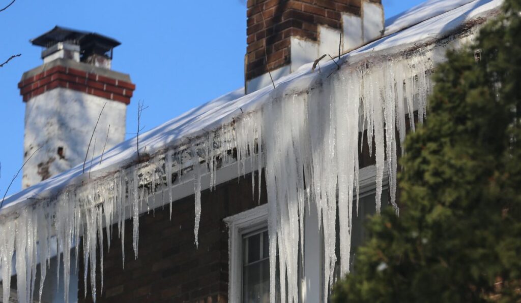 Tips To Prevent Leaks And Ice Damming On Your Roof This Winter